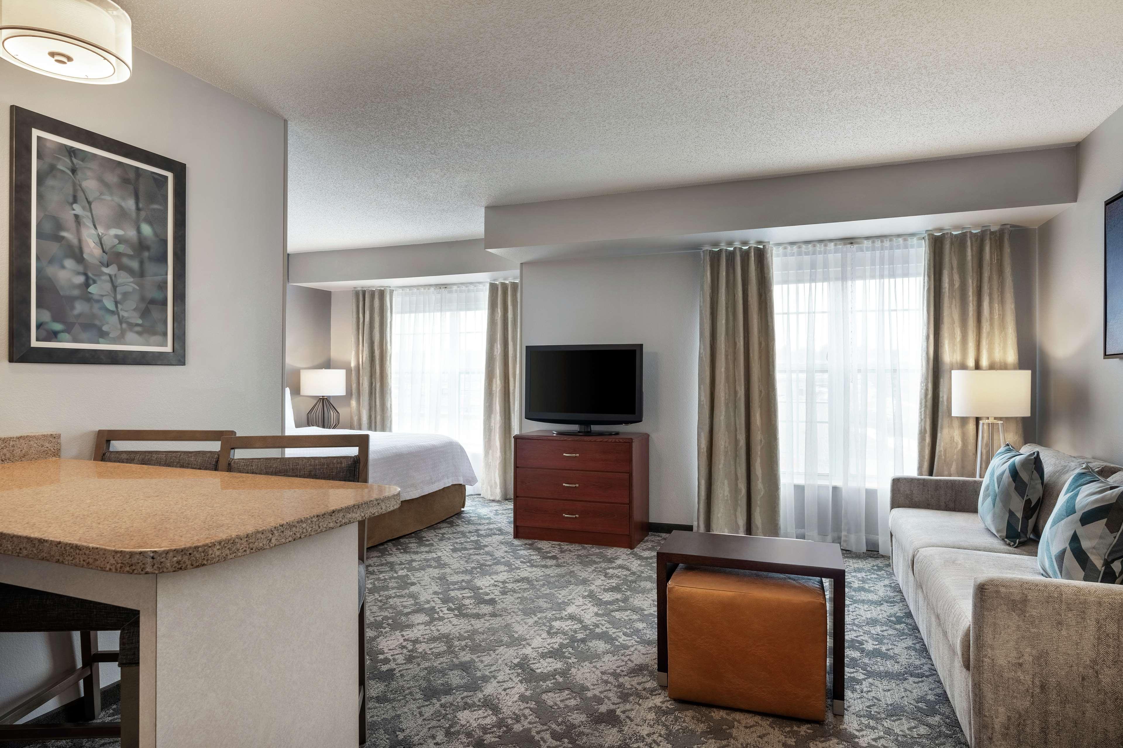 Homewood Suites By Hilton Erie Kearsarge Exterior photo