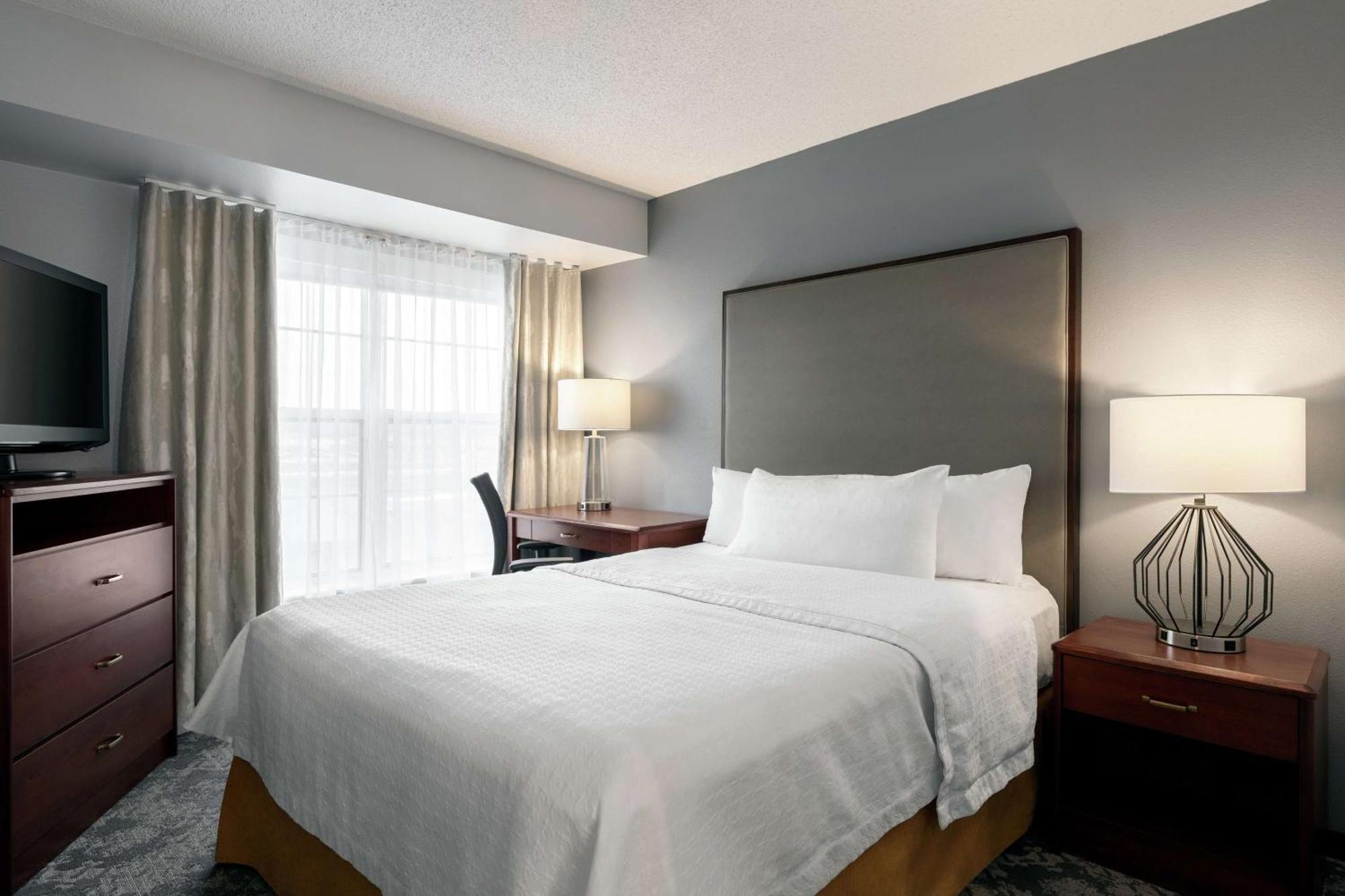 Homewood Suites By Hilton Erie Kearsarge Exterior photo